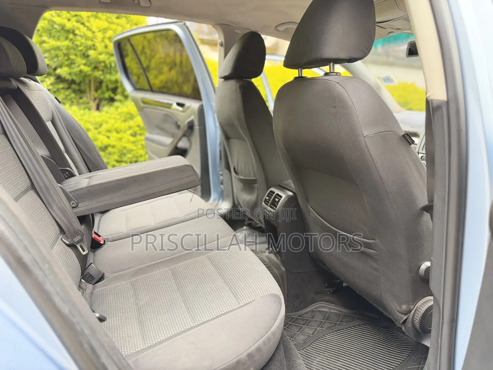 Volkswagen Golf 2010 Blue