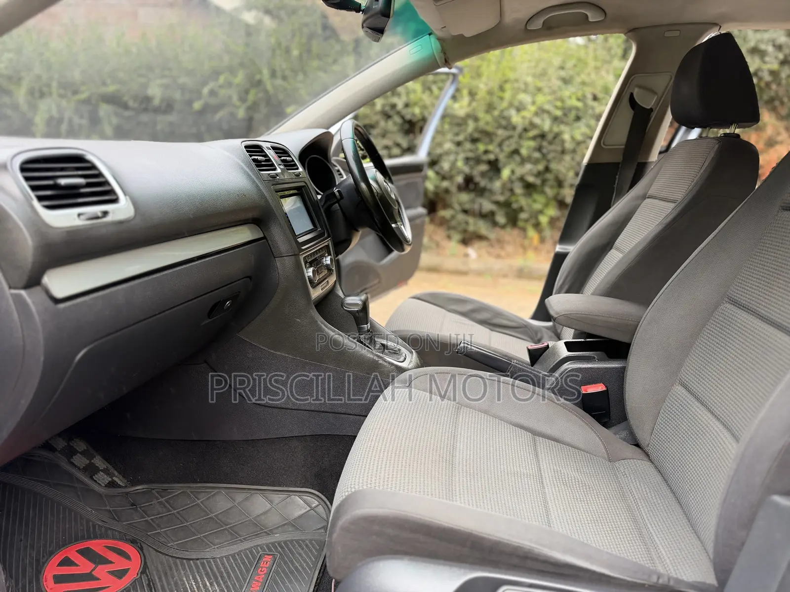 Volkswagen Golf 2010 Blue