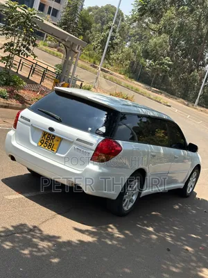 Subaru Legacy 2005 White