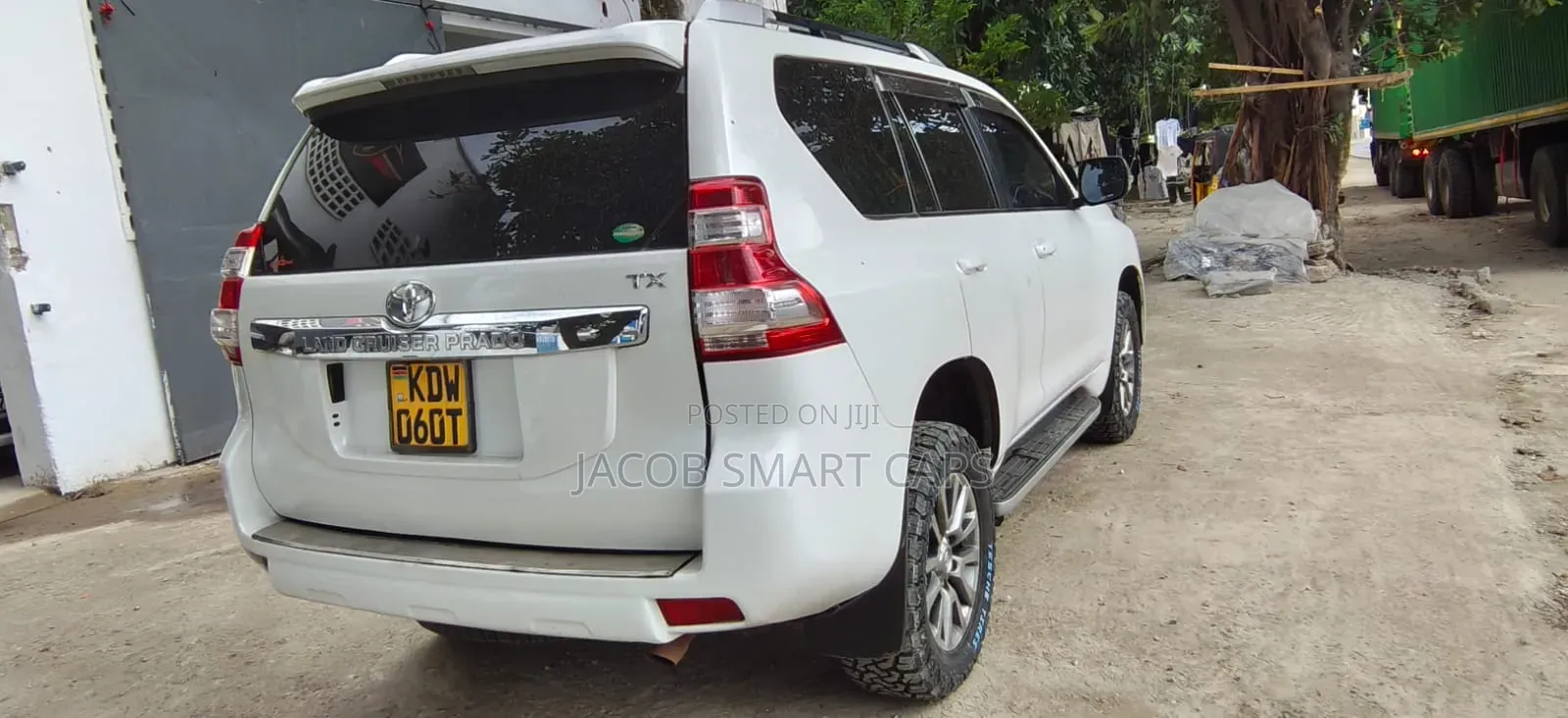 Toyota Land Cruiser Prado 2017 White
