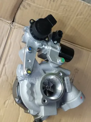 Brand New Turbo for Toyota Land Cruiser V8 1vd Right Side/Left Side