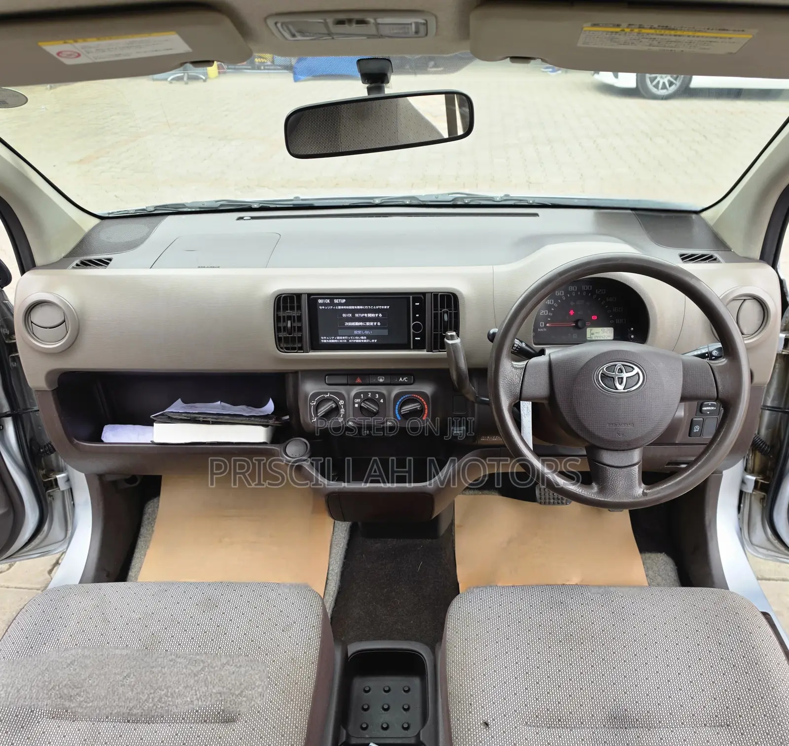 Toyota Passo 2015 Silver