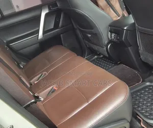 Toyota Land Cruiser Prado 2017 White