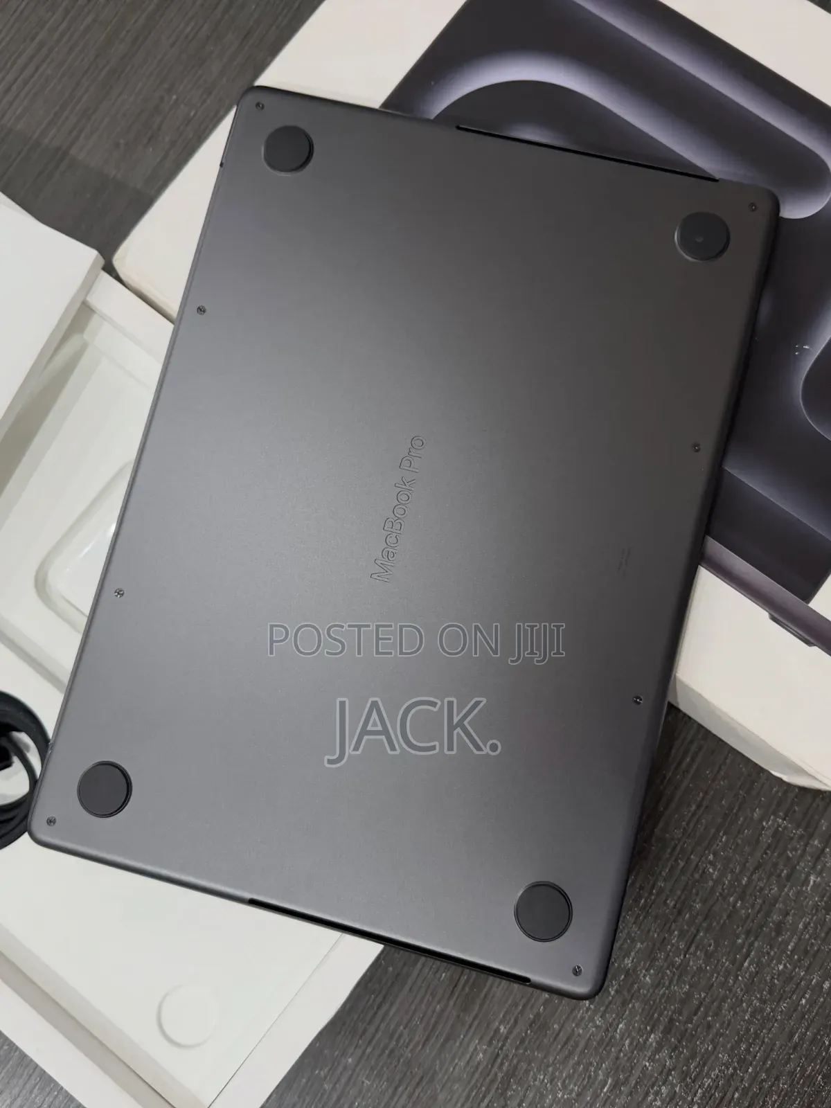 Laptop Apple MacBook Pro 2025 M5 32GB Apple M5 SSD 1T
