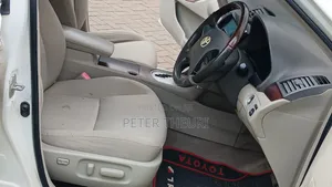 Toyota Premio 2010 White