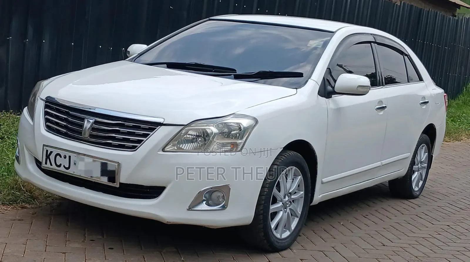 Toyota Premio 2010 White