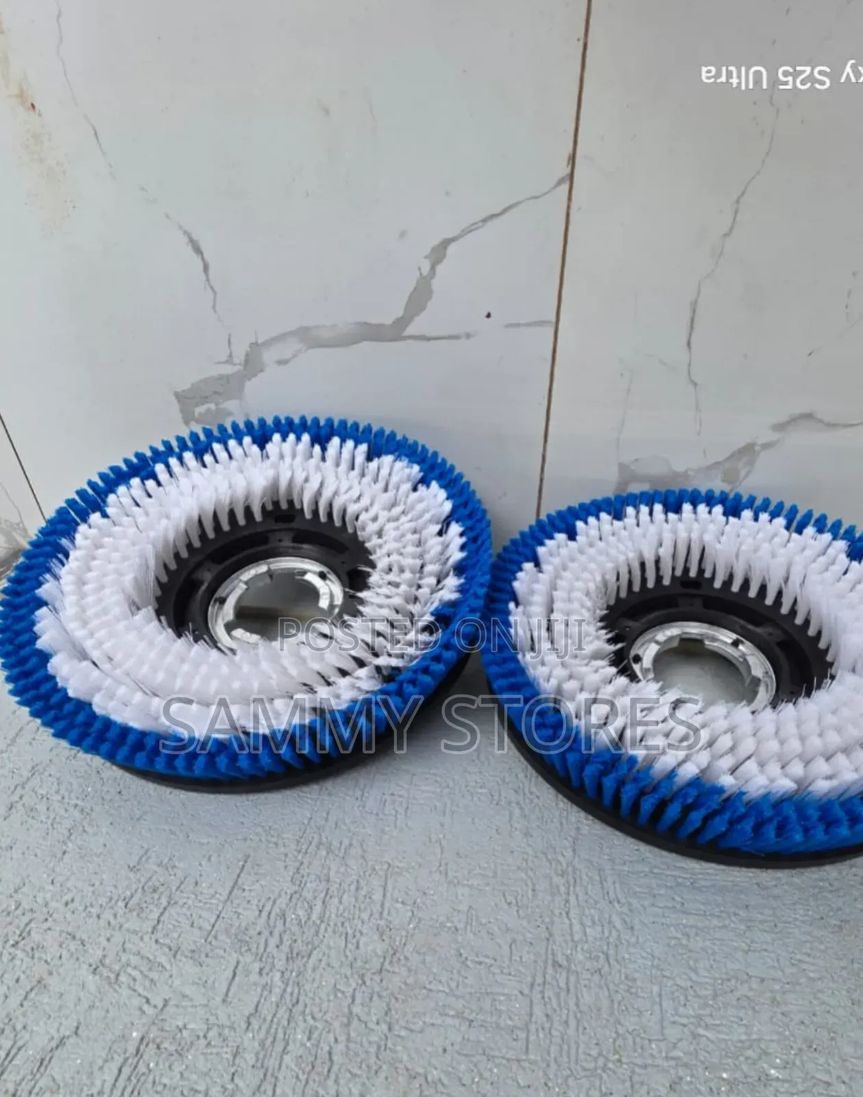 Durable Floor Cleaning Scrubber