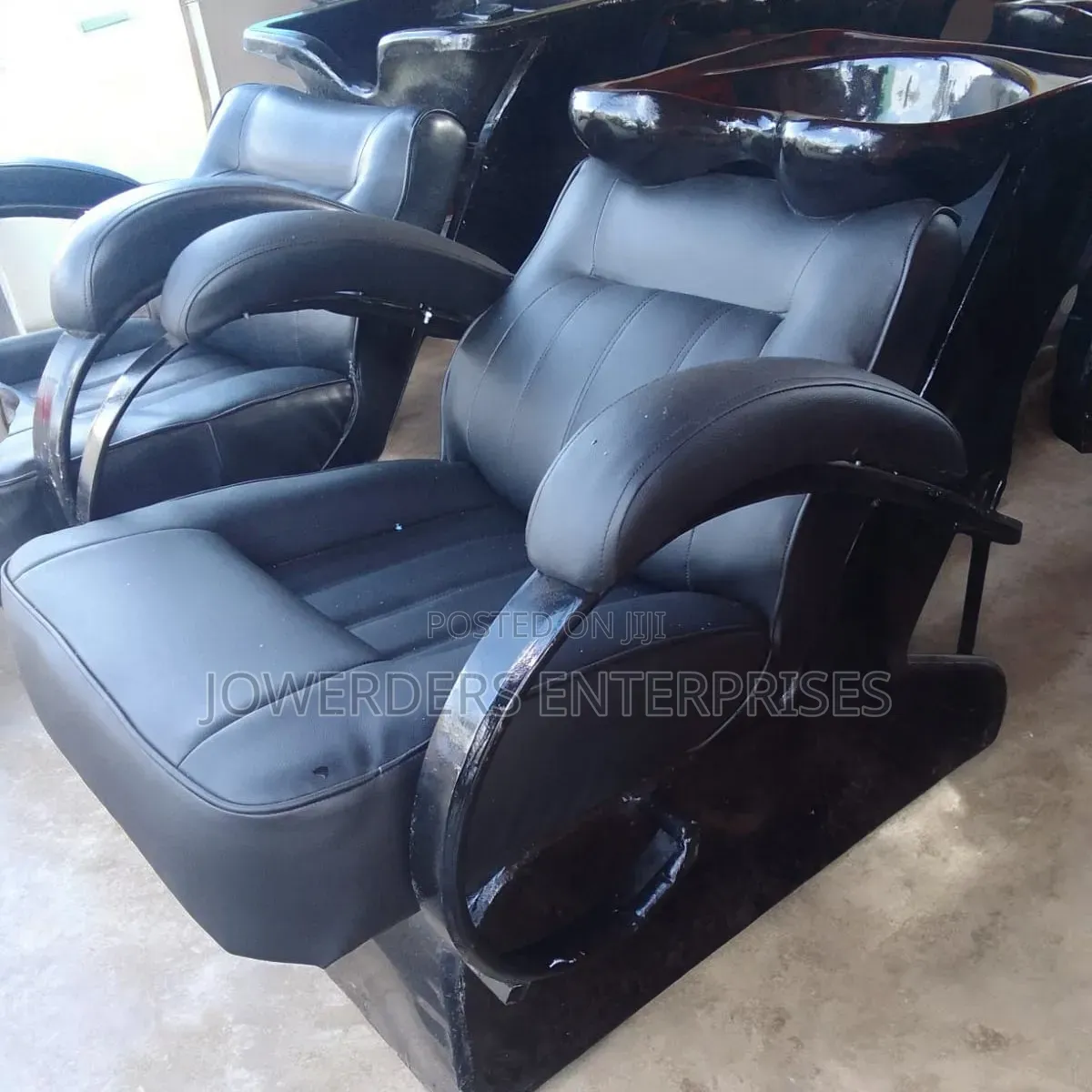 #Latest Salon Sink Backwash/Shampoo Bowl[ Kikuyu]
