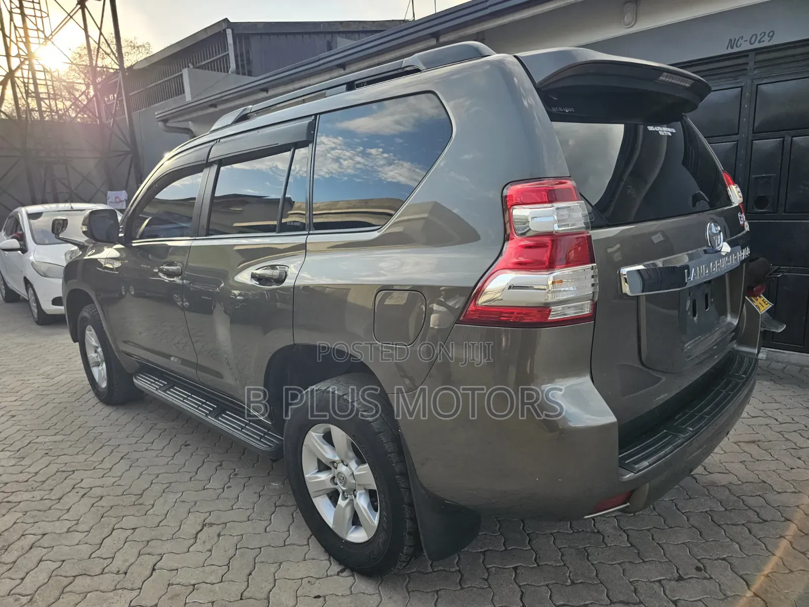Toyota Land Cruiser Prado 2.7 VVT-i 2016 Gray