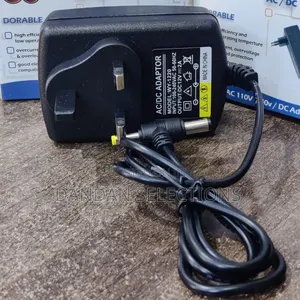 Adaptor 12v 2a