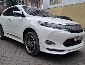 Toyota Harrier 2017 White