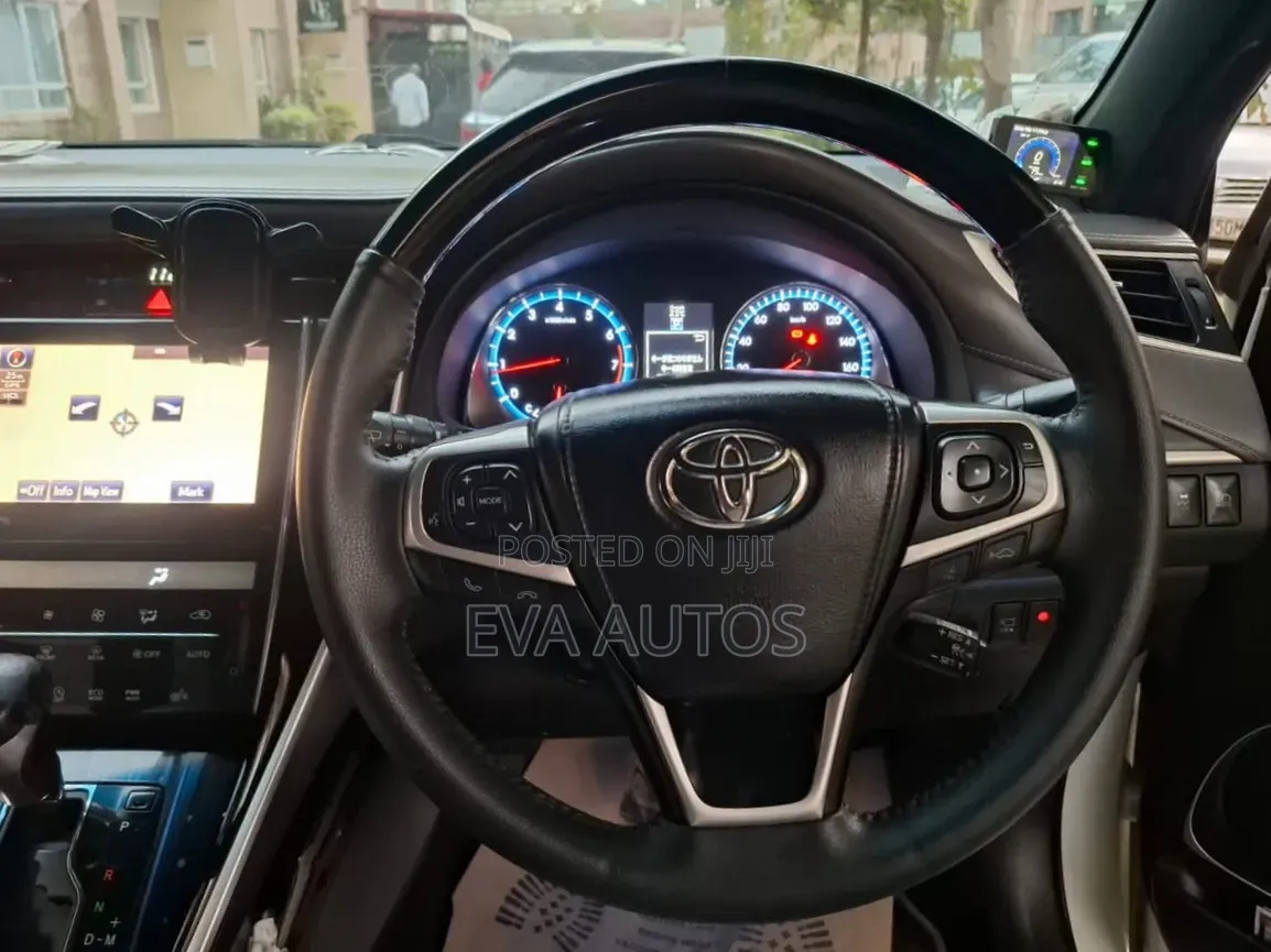 Toyota Harrier 2017 White