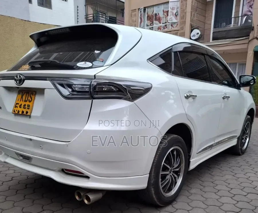 Toyota Harrier 2017 White