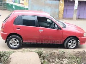 Toyota Starlet 1999 Red