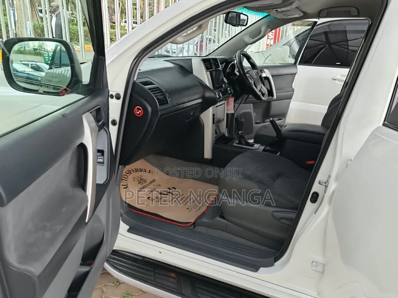 Toyota Land Cruiser Prado 2013 Off white