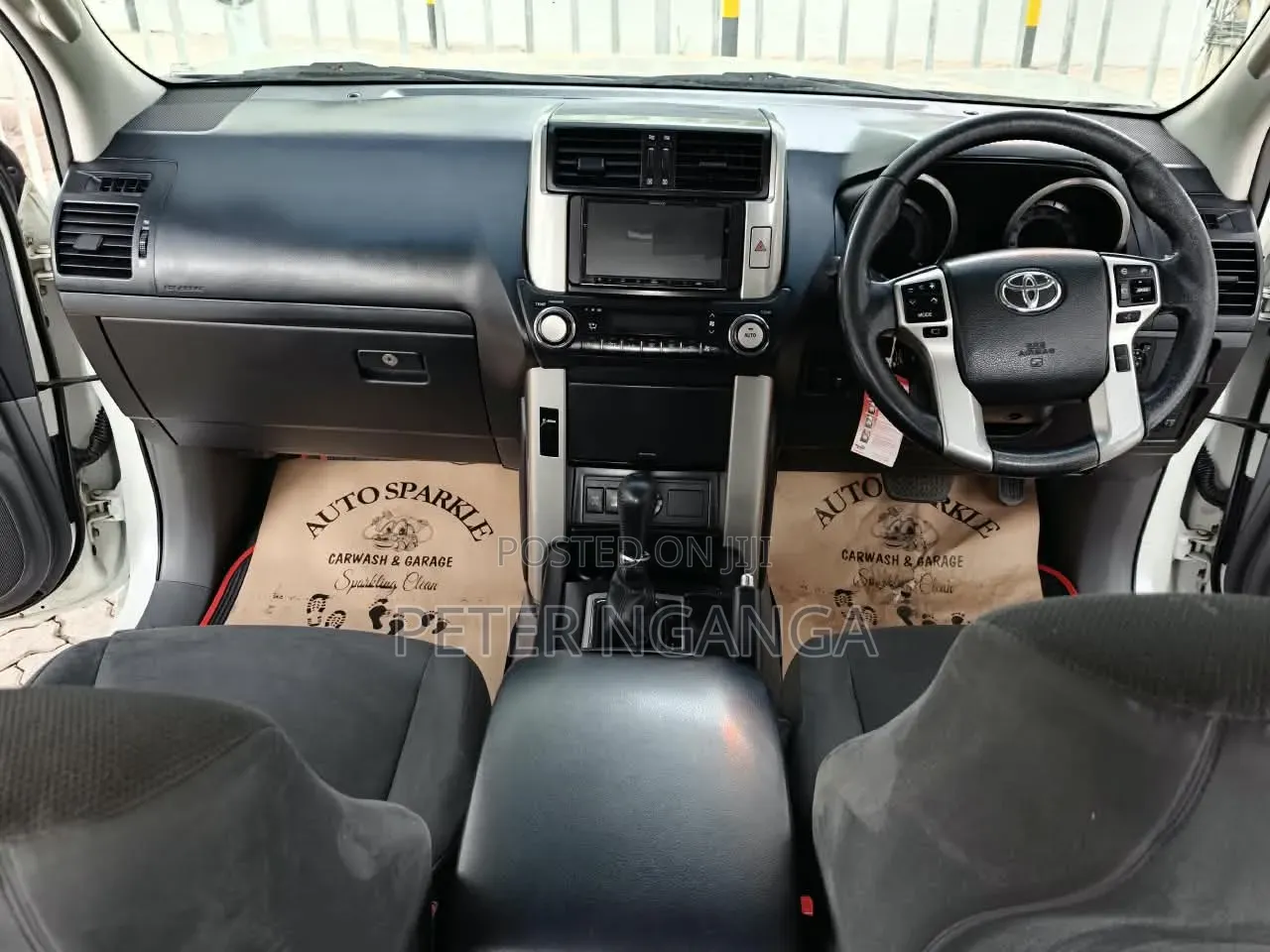 Toyota Land Cruiser Prado 2013 Off white