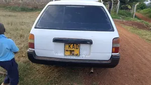 Toyota Corolla Hatchback 1995 White