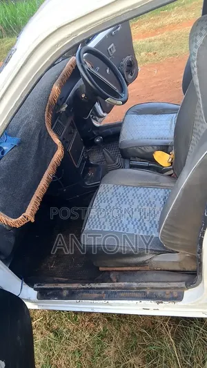 Toyota Corolla Hatchback 1995 White
