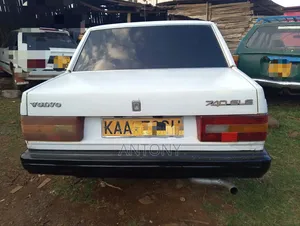 Volvo S90 1997 White