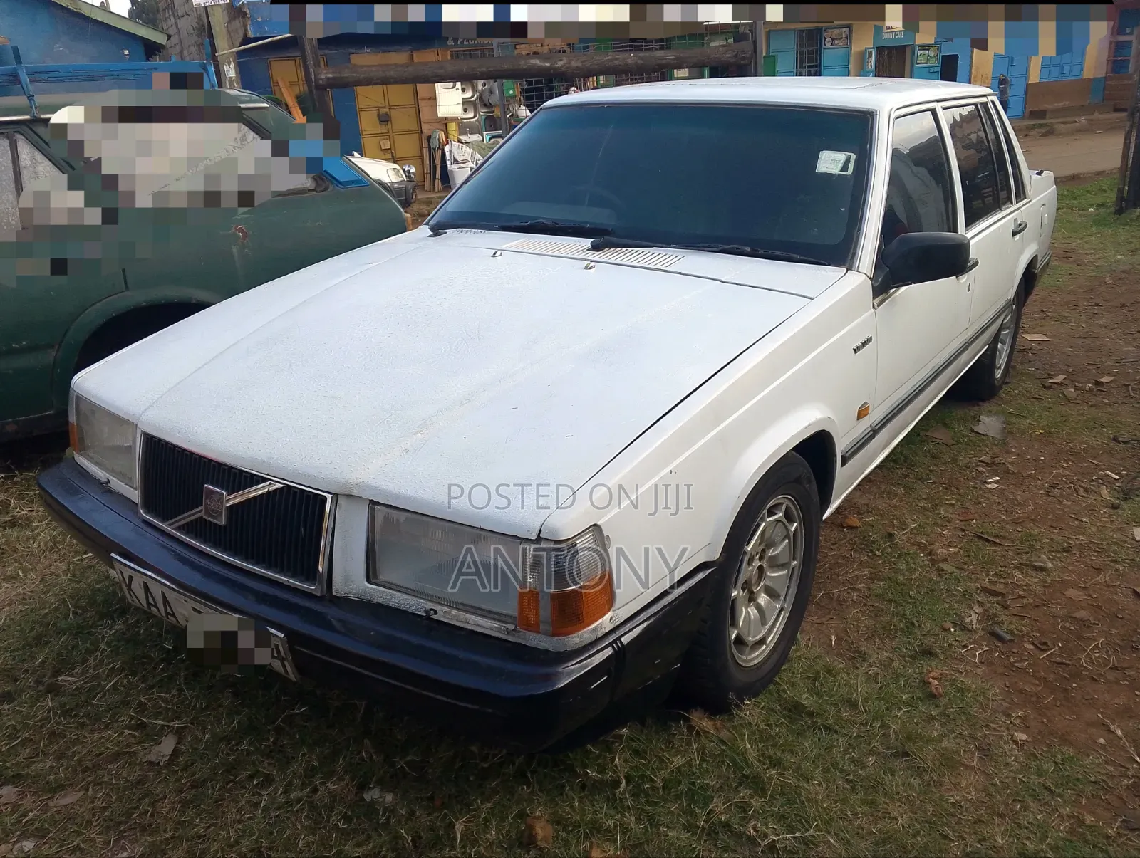 Volvo S90 1997 White