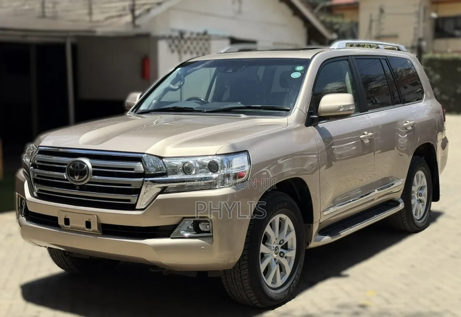 Toyota Land Cruiser 2017 Gold