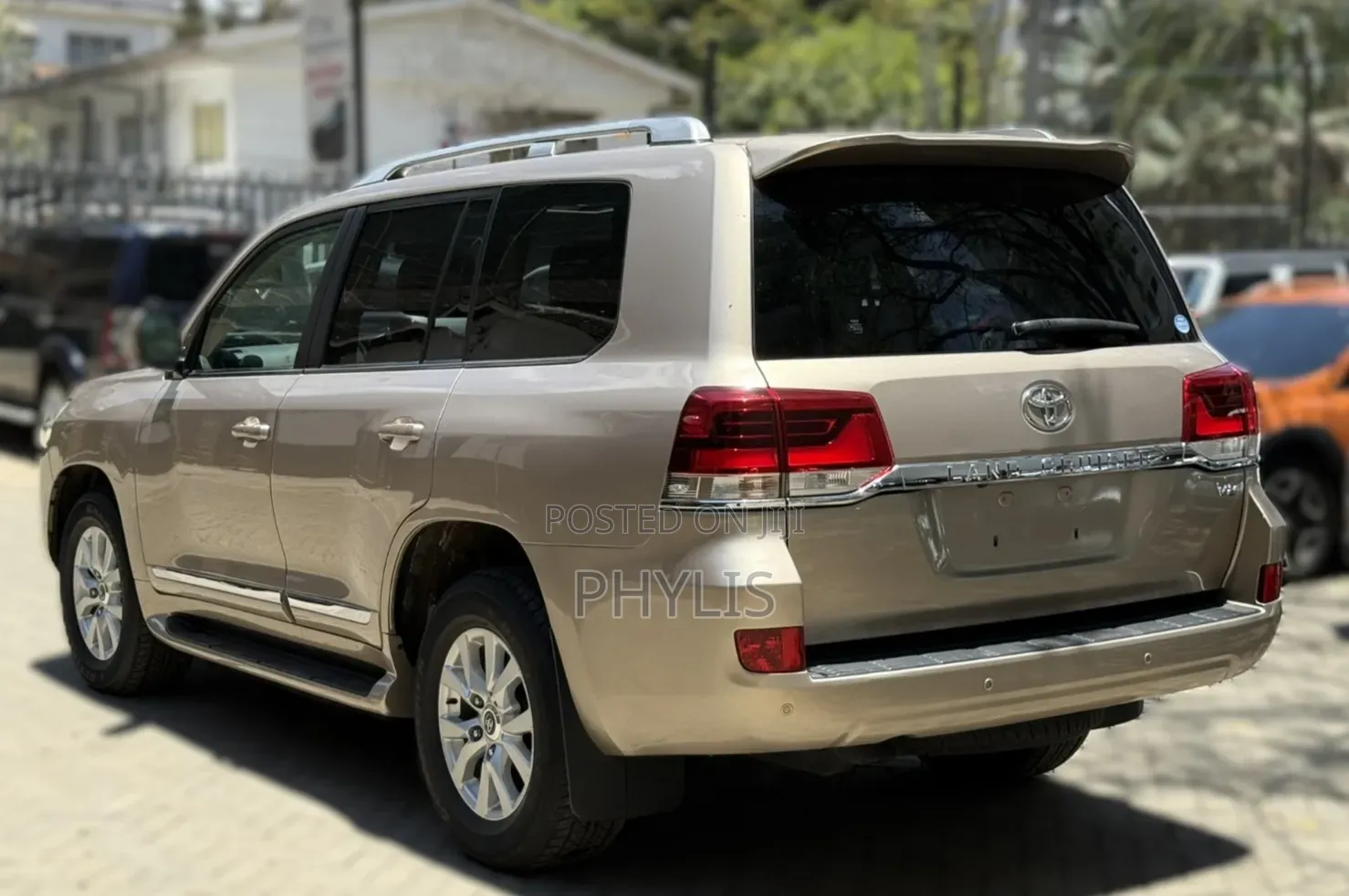 Toyota Land Cruiser 2017 Gold