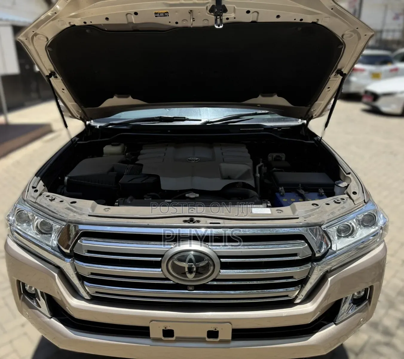 Toyota Land Cruiser 2017 Gold