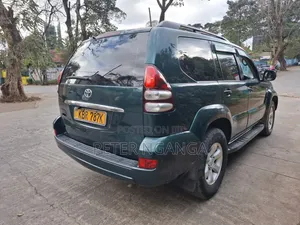 Toyota Land Cruiser Prado 3.0 D-4D 5dr 2006 Green