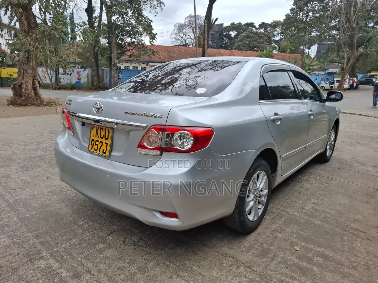 Toyota Corolla Altis 2012 Silver