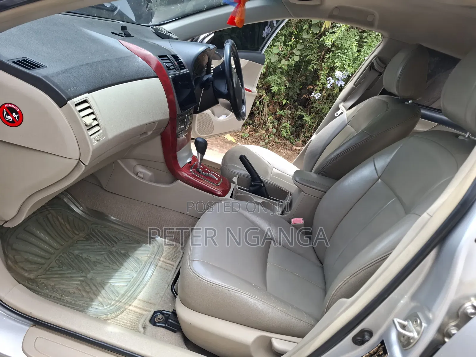 Toyota Corolla Altis 2012 Silver