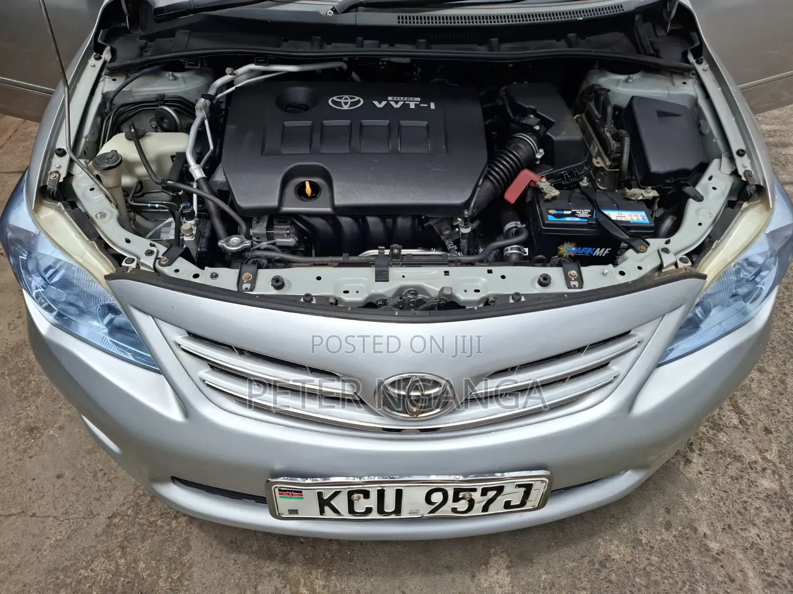 Toyota Corolla Altis 2012 Silver