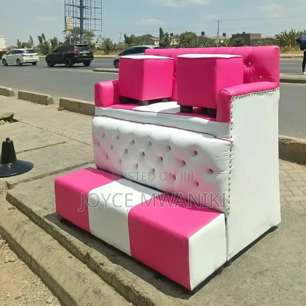 Simple 2 Seater White and Pink Pedicure Seat 