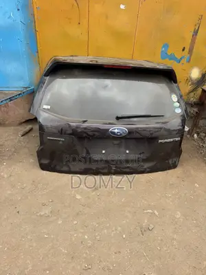 Subaru SJ Tailage / Boot