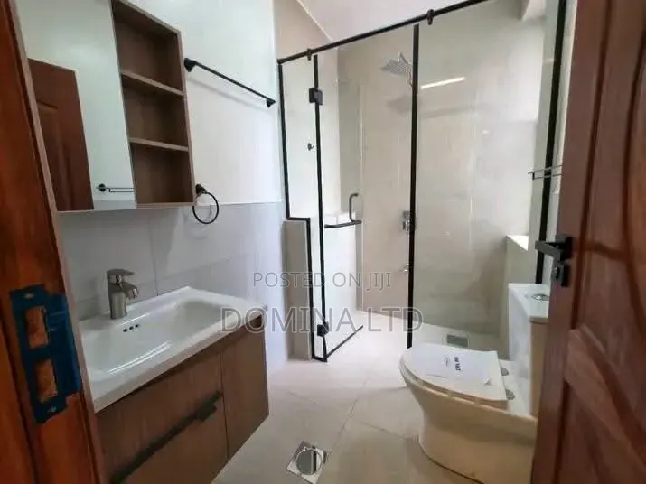 4bdrm Maisonette in Valeria Villas, Kamakis for sale