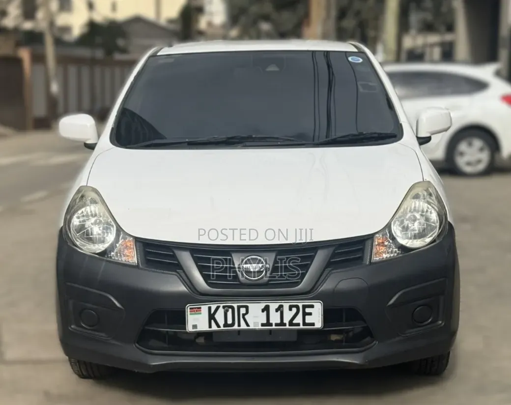 Nissan Advan 2017 White