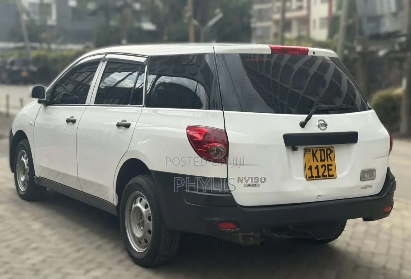 Nissan Advan 2017 White