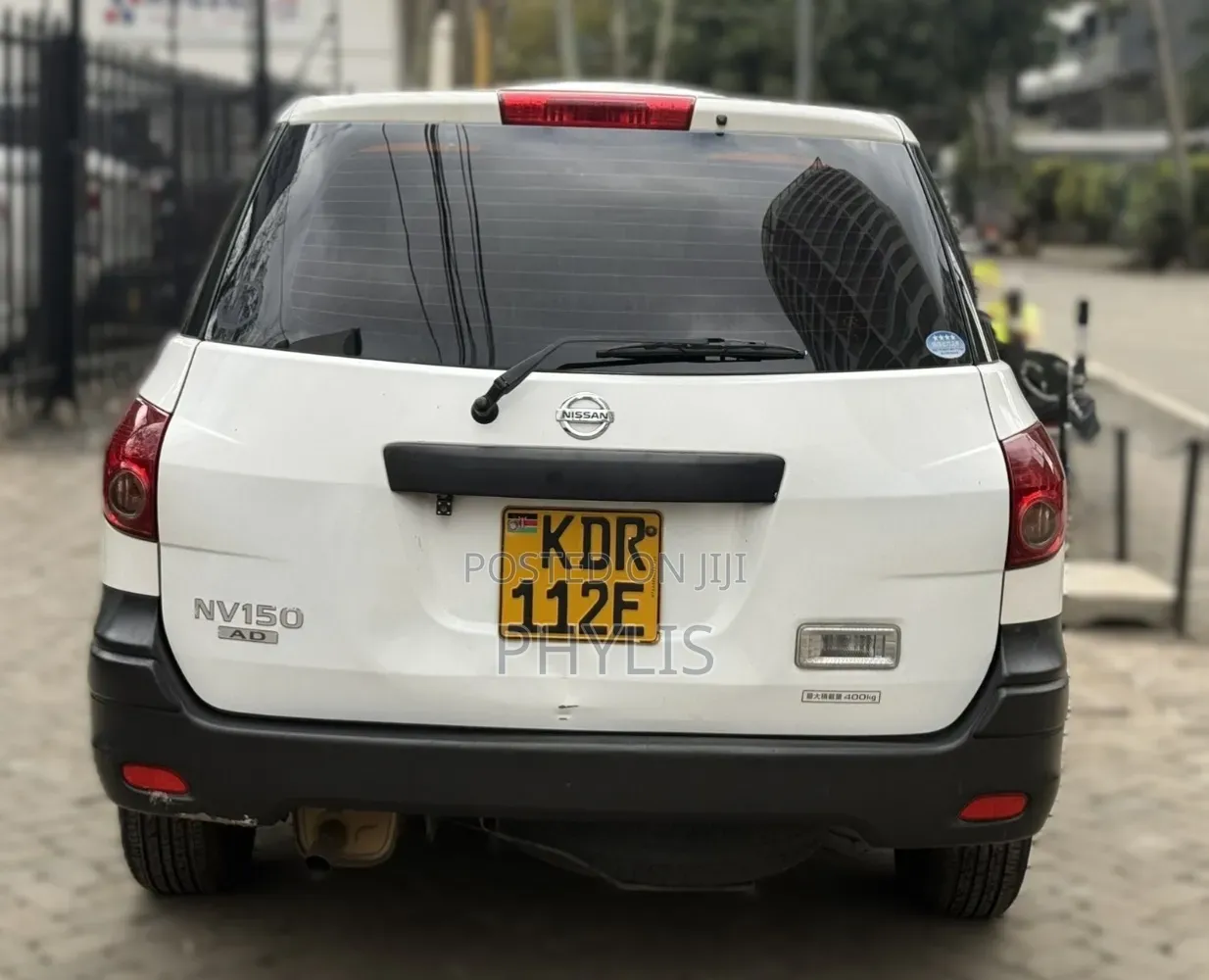 Nissan Advan 2017 White