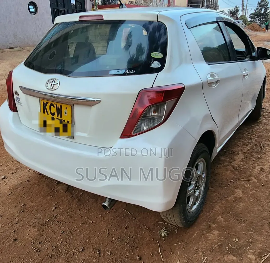 Toyota Vitz 2012 White