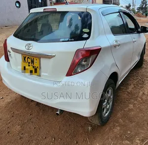 Toyota Vitz 2012 White
