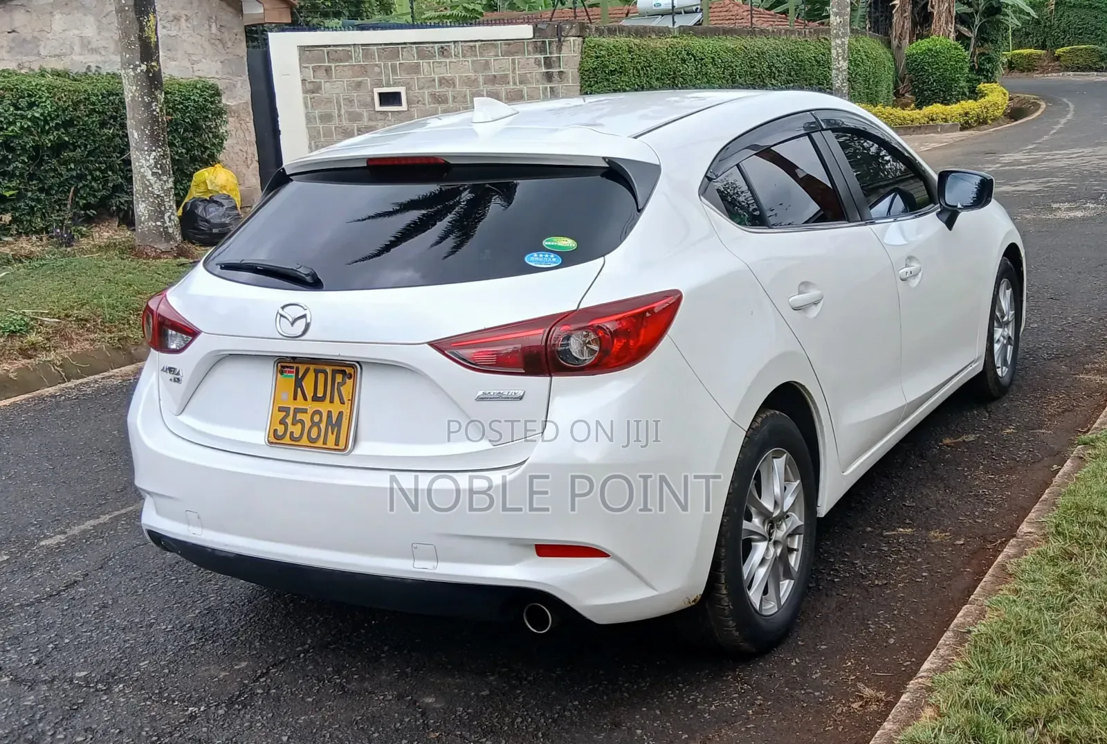 Mazda Axela 2017 White