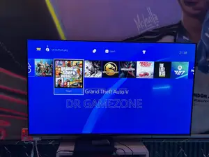 PlayStation 4 Slim 500gb CHIPPED 8 Games Fc27