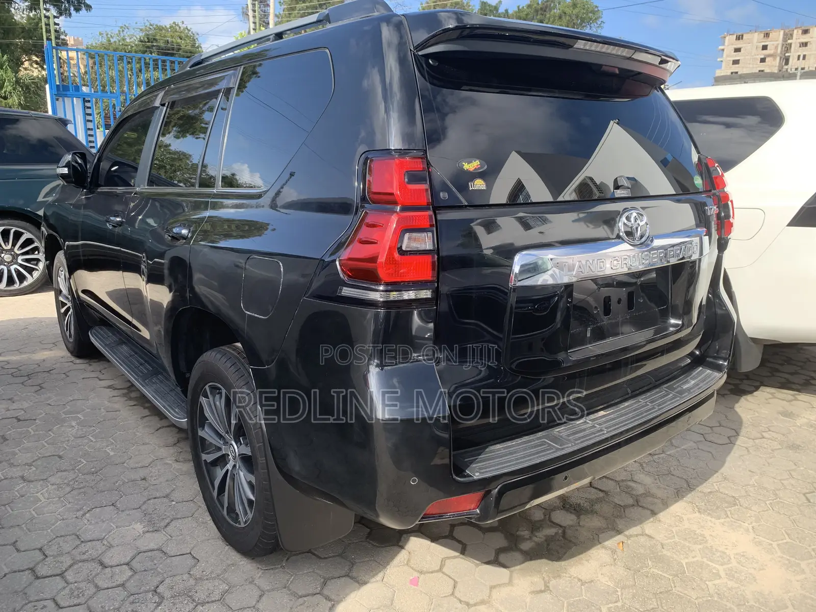 Toyota Land Cruiser Prado Kakadu 2019 Black
