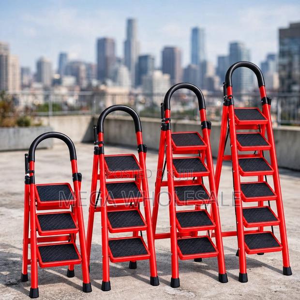 2,3,4 5 Step Folding Ladder Wide Base for Shelf Access - main view