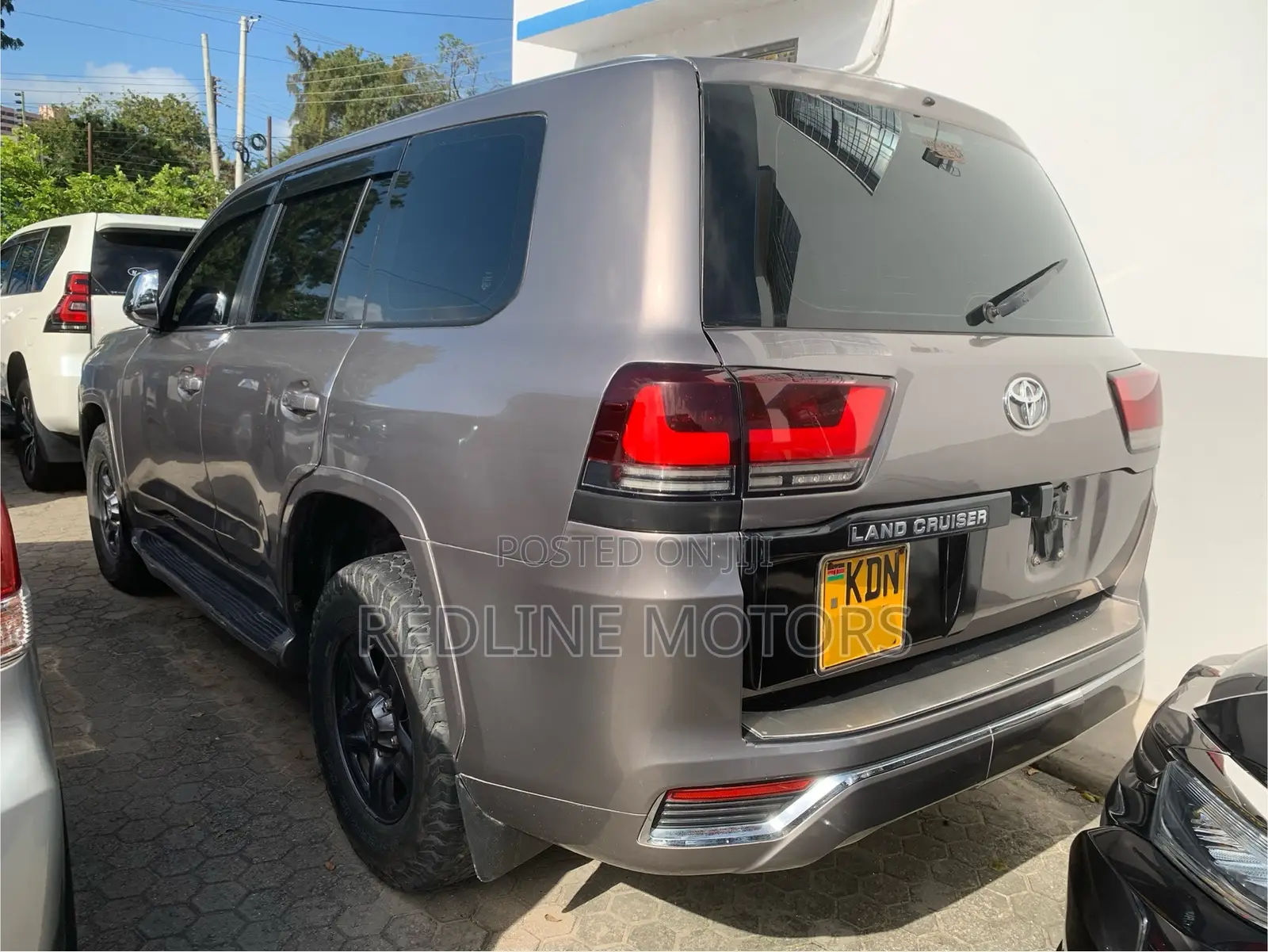 Toyota Land Cruiser 4.5 V8 VXR 2008 Ivory