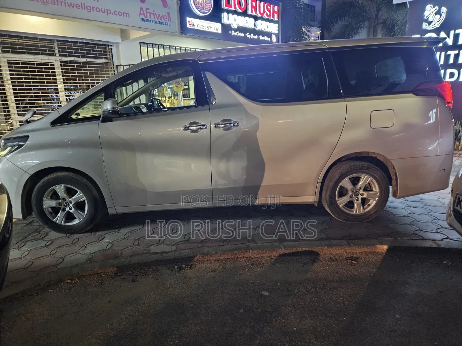 Toyota Alphard 2019