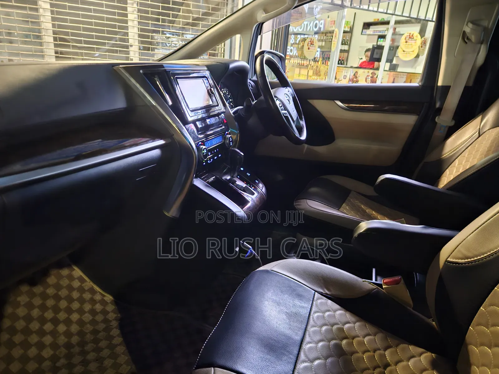 Toyota Alphard 2019