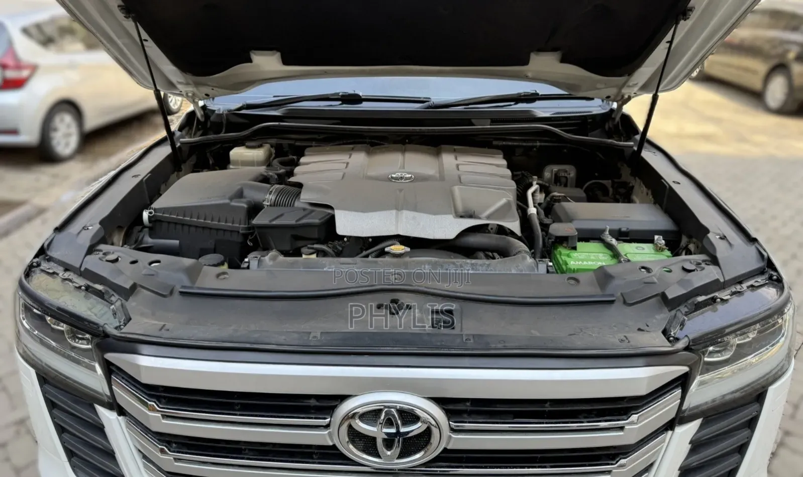 Toyota Land Cruiser 2015 White