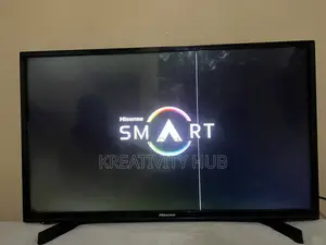 Used 32 Inch Smart Screen Available at 6500 Has a Thin Line