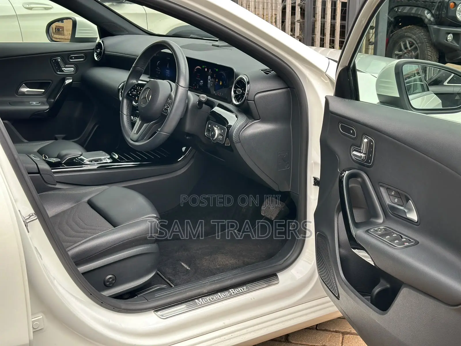 Mercedes-Benz A-Class 2019 Pearl