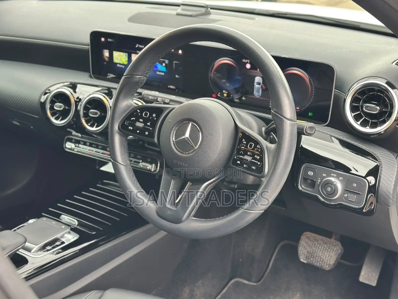Mercedes-Benz A-Class 2019 Pearl